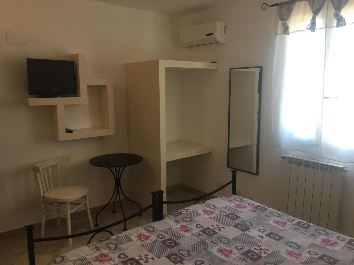 B&B Due Coste Порто-Конте Екстер'єр фото