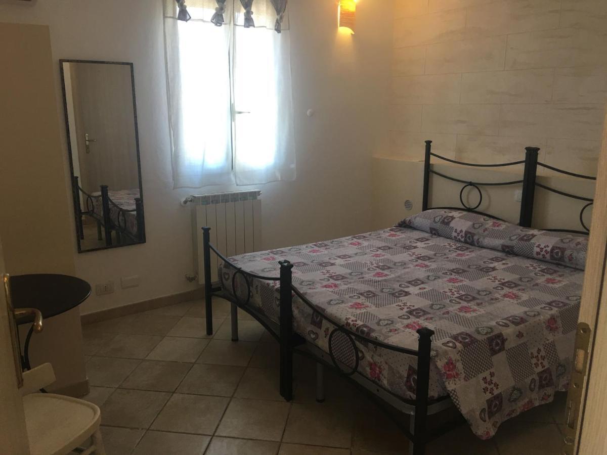 B&B Due Coste Порто-Конте Екстер'єр фото